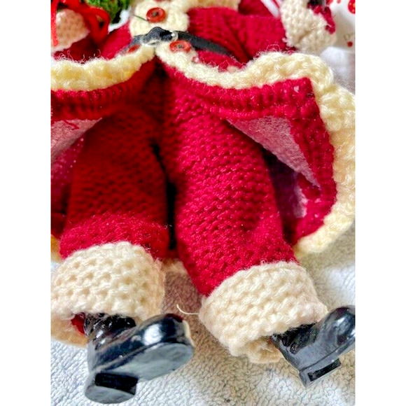 Santa Claus Knited Clothing & Tree - From Dillards in original Box - Vintage - Picture 7 of 13